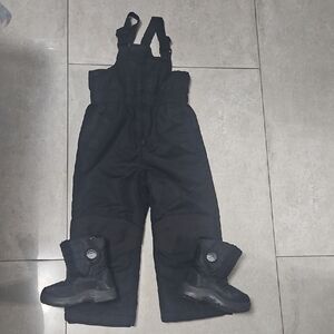 Faded Glory Black Snow Bib and Boots Set